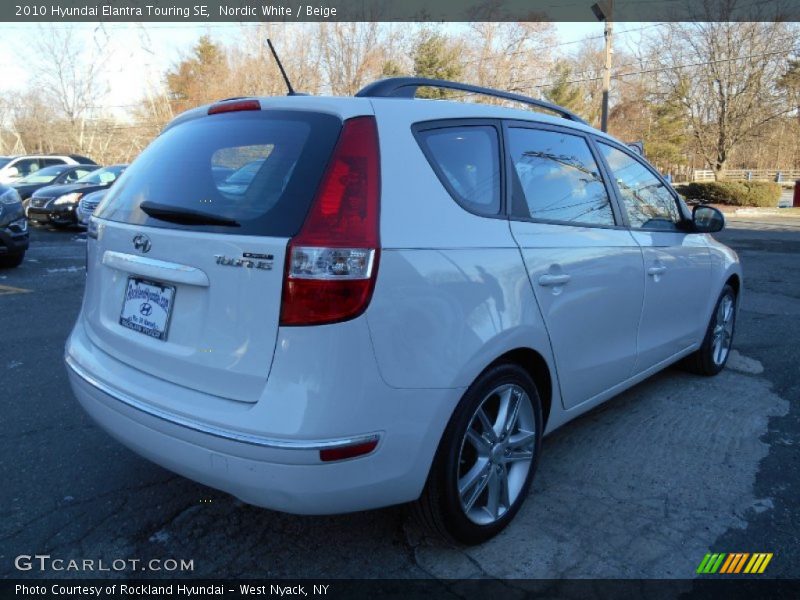 Nordic White / Beige 2010 Hyundai Elantra Touring SE