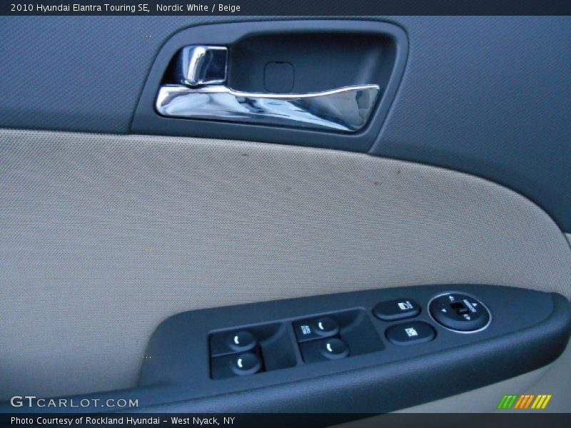 Nordic White / Beige 2010 Hyundai Elantra Touring SE