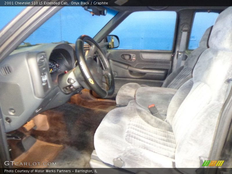 Onyx Black / Graphite 2001 Chevrolet S10 LS Extended Cab