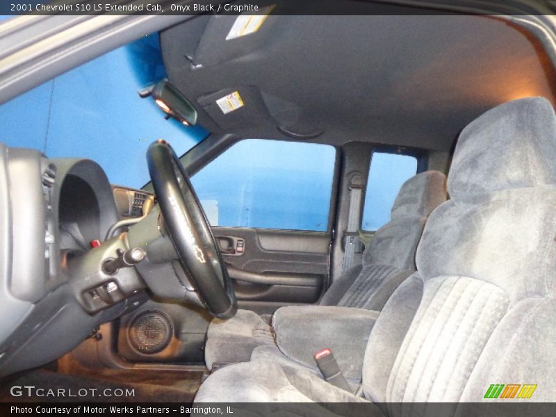 Onyx Black / Graphite 2001 Chevrolet S10 LS Extended Cab
