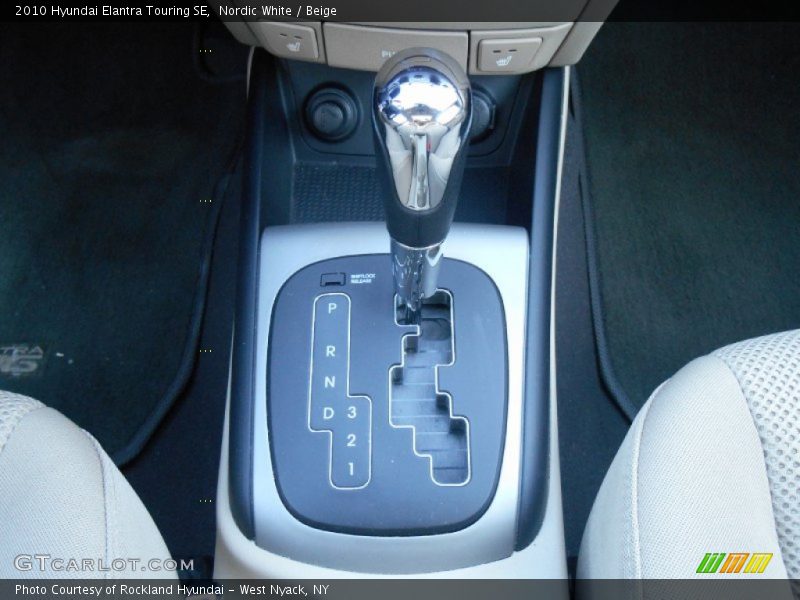 Nordic White / Beige 2010 Hyundai Elantra Touring SE