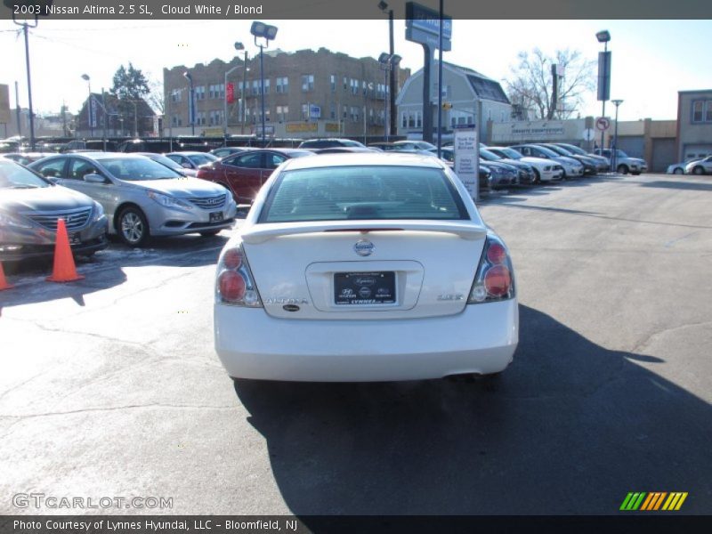 Cloud White / Blond 2003 Nissan Altima 2.5 SL