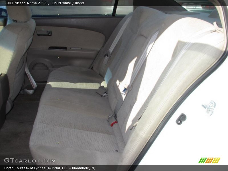 Cloud White / Blond 2003 Nissan Altima 2.5 SL