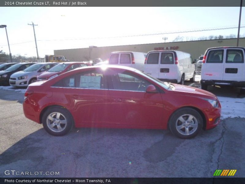 Red Hot / Jet Black 2014 Chevrolet Cruze LT
