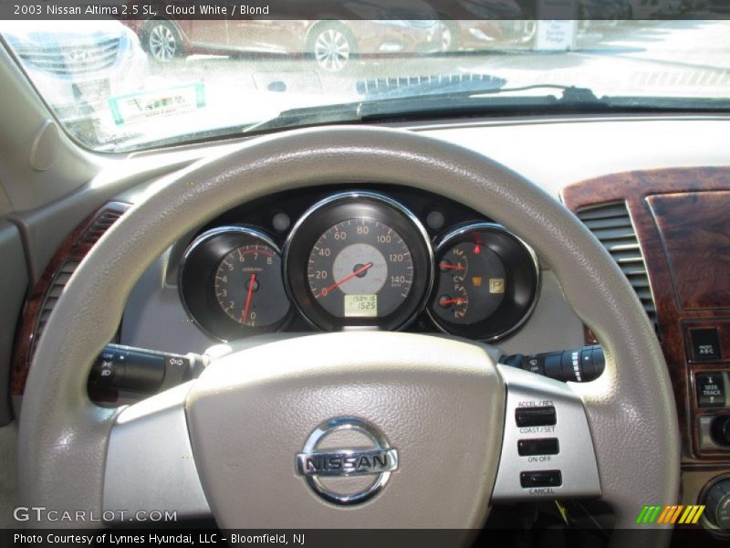 Cloud White / Blond 2003 Nissan Altima 2.5 SL