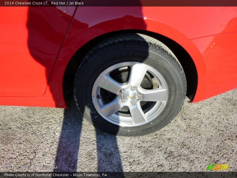 Red Hot / Jet Black 2014 Chevrolet Cruze LT