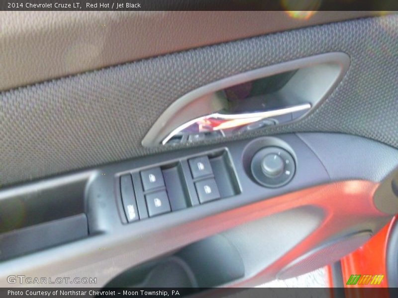 Red Hot / Jet Black 2014 Chevrolet Cruze LT