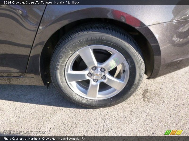 Tungsten Metallic / Jet Black 2014 Chevrolet Cruze LT