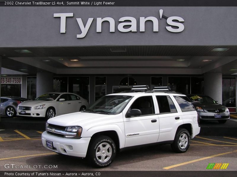 Summit White / Light Pewter 2002 Chevrolet TrailBlazer LS 4x4