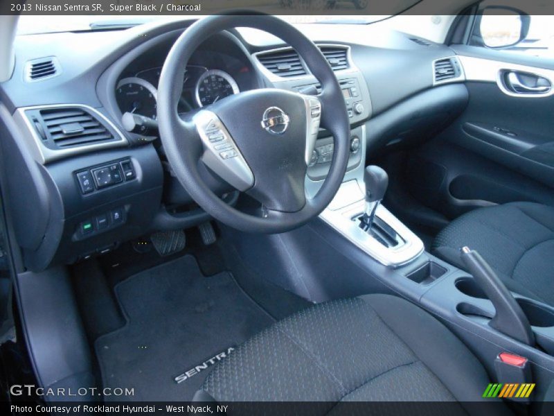 Super Black / Charcoal 2013 Nissan Sentra SR