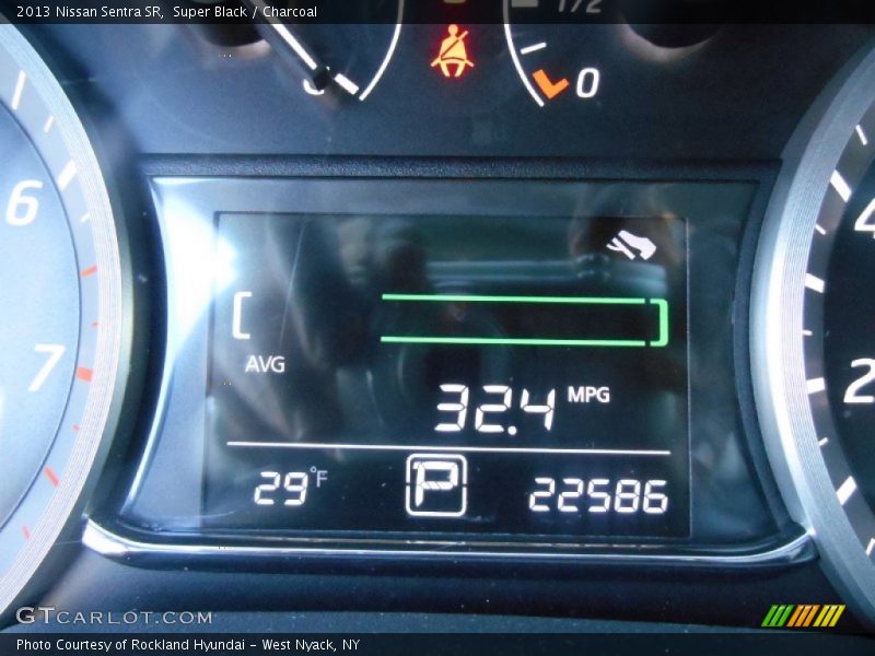 Super Black / Charcoal 2013 Nissan Sentra SR