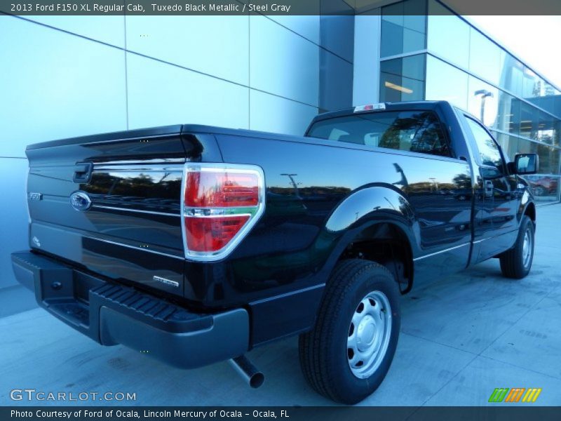 Tuxedo Black Metallic / Steel Gray 2013 Ford F150 XL Regular Cab
