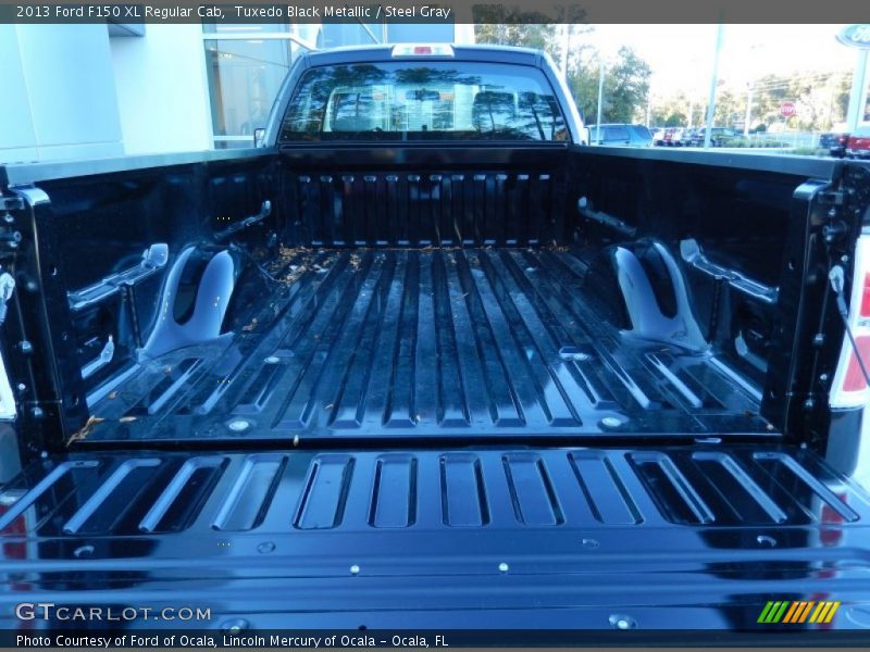 Tuxedo Black Metallic / Steel Gray 2013 Ford F150 XL Regular Cab