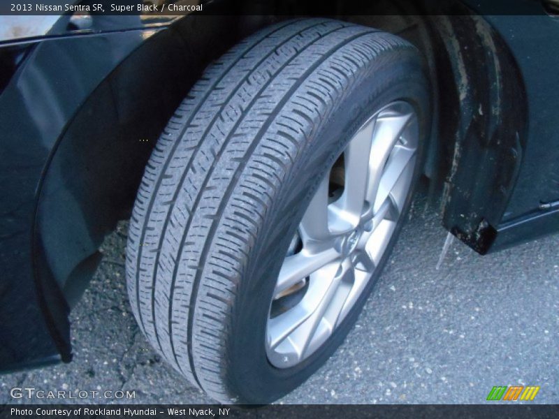 Super Black / Charcoal 2013 Nissan Sentra SR