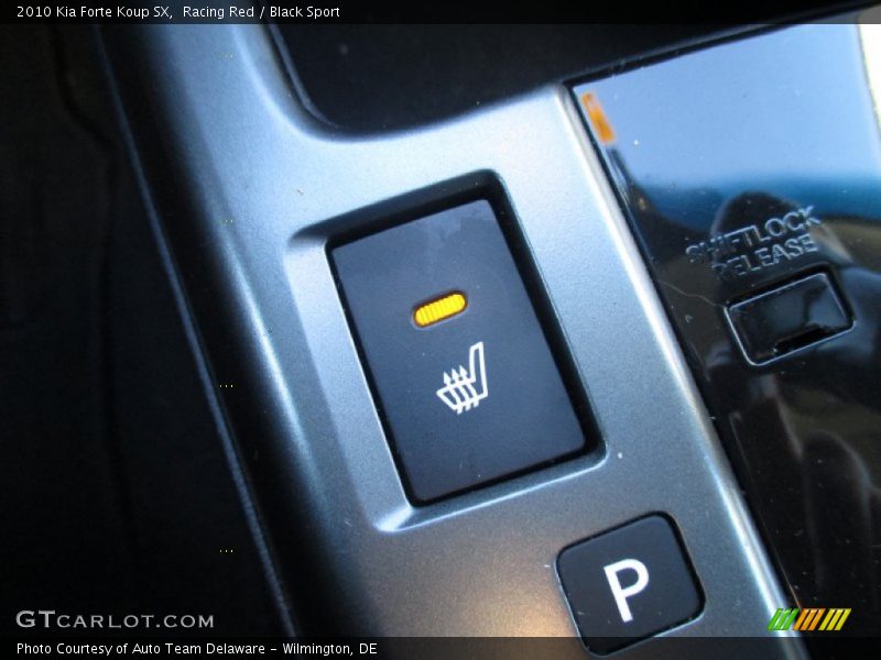 Racing Red / Black Sport 2010 Kia Forte Koup SX