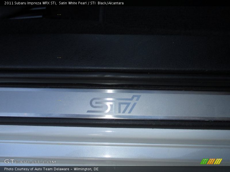 Satin White Pearl / STI  Black/Alcantara 2011 Subaru Impreza WRX STi