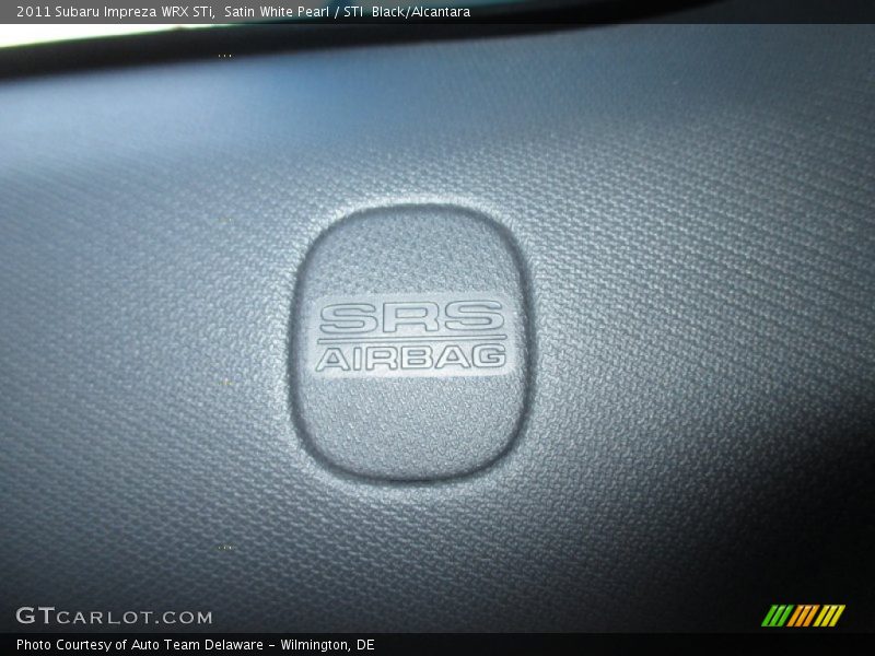 Satin White Pearl / STI  Black/Alcantara 2011 Subaru Impreza WRX STi