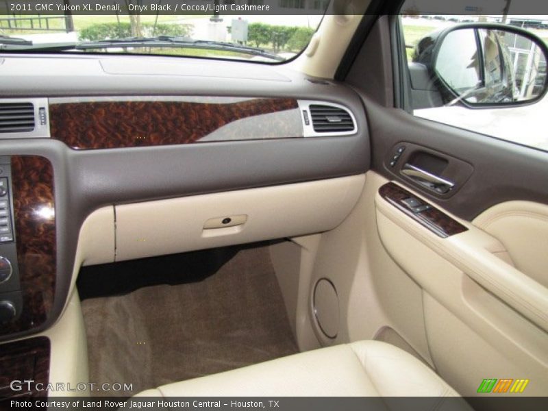 Onyx Black / Cocoa/Light Cashmere 2011 GMC Yukon XL Denali