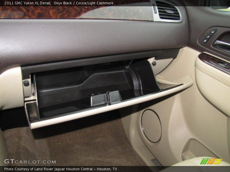 Onyx Black / Cocoa/Light Cashmere 2011 GMC Yukon XL Denali
