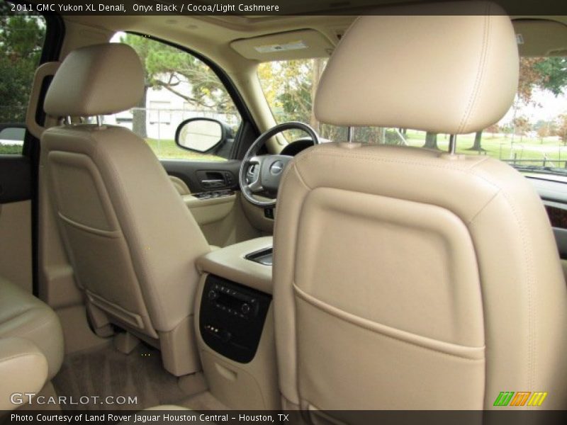 Onyx Black / Cocoa/Light Cashmere 2011 GMC Yukon XL Denali