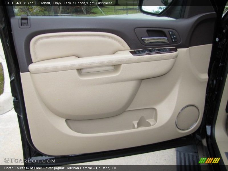 Onyx Black / Cocoa/Light Cashmere 2011 GMC Yukon XL Denali