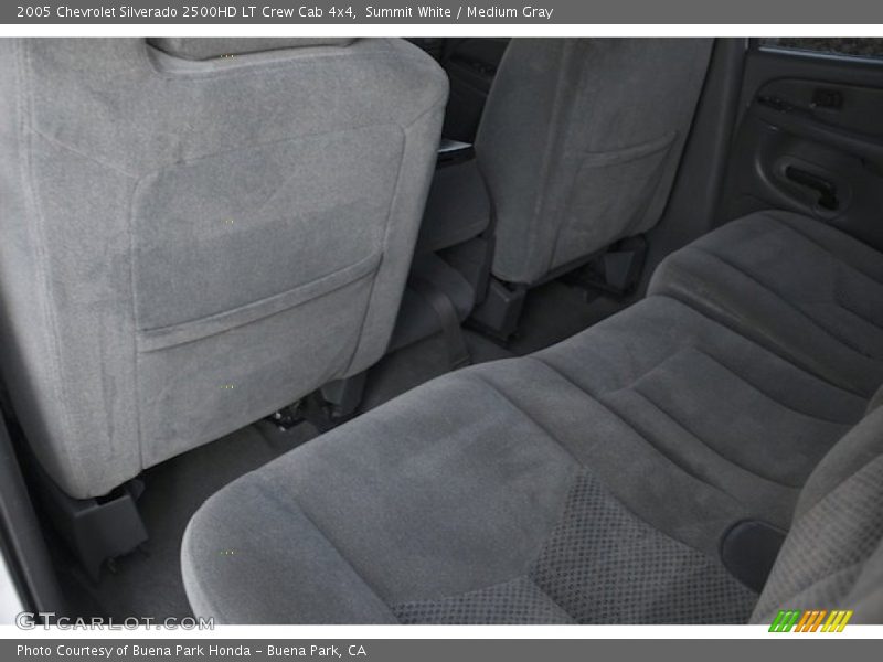 Summit White / Medium Gray 2005 Chevrolet Silverado 2500HD LT Crew Cab 4x4