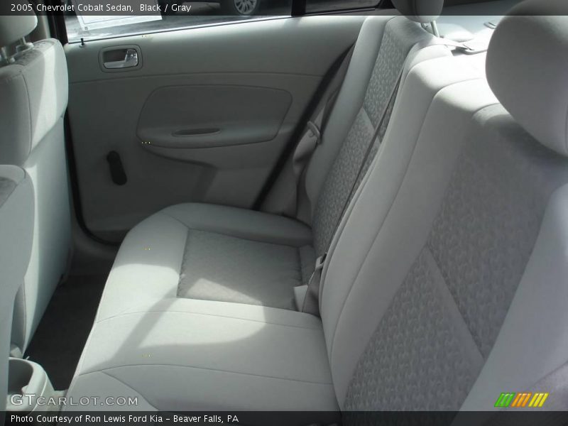Black / Gray 2005 Chevrolet Cobalt Sedan