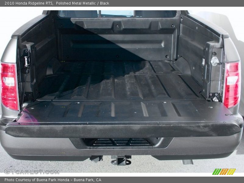 Polished Metal Metallic / Black 2010 Honda Ridgeline RTS