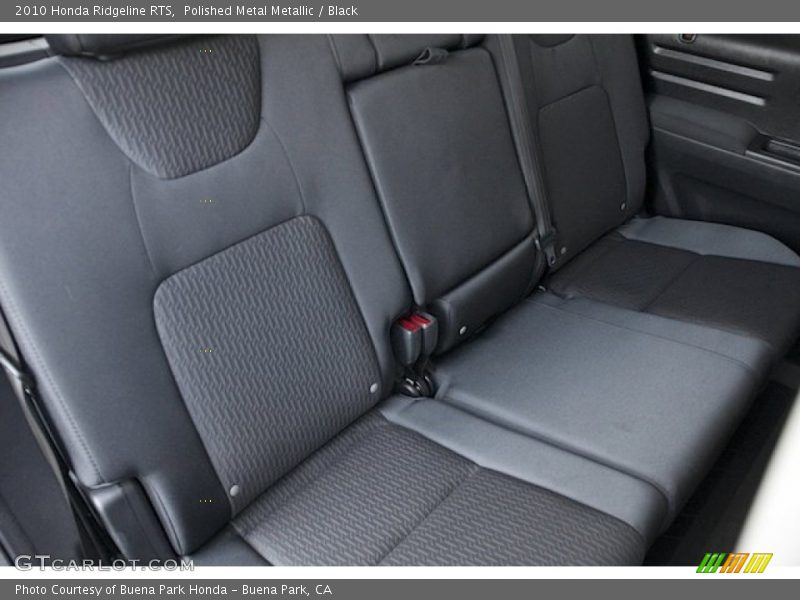Polished Metal Metallic / Black 2010 Honda Ridgeline RTS