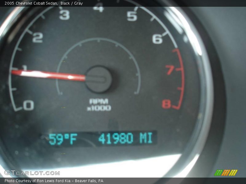 Black / Gray 2005 Chevrolet Cobalt Sedan