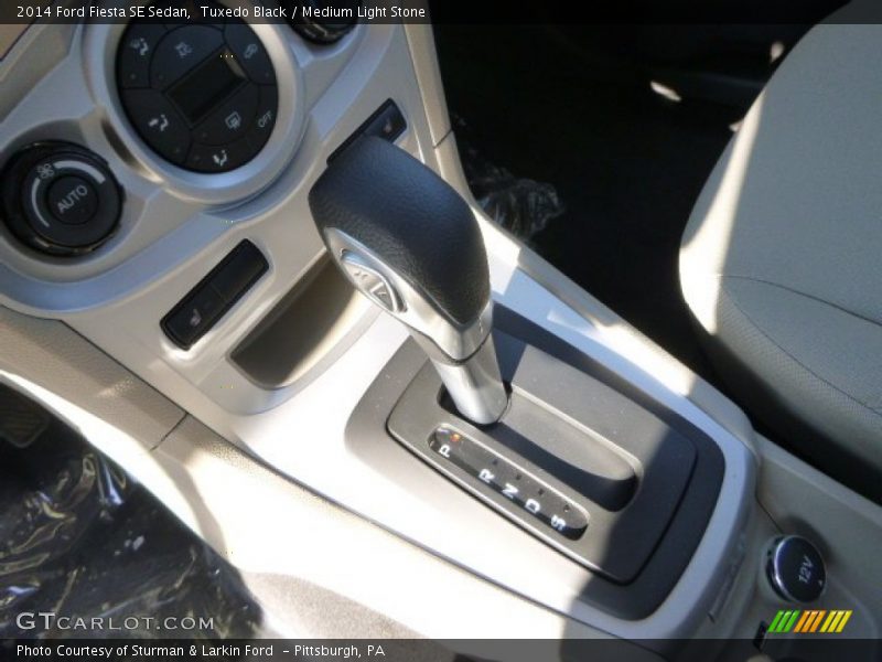 Tuxedo Black / Medium Light Stone 2014 Ford Fiesta SE Sedan