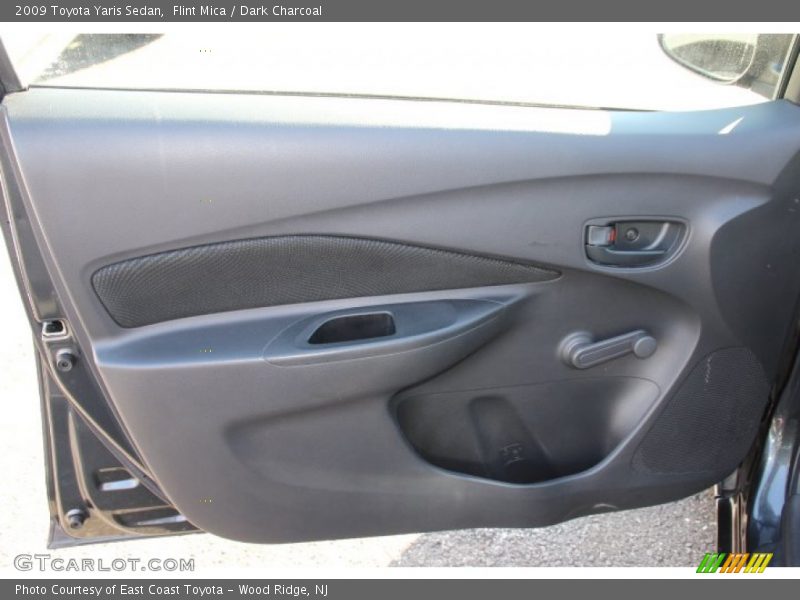 Flint Mica / Dark Charcoal 2009 Toyota Yaris Sedan