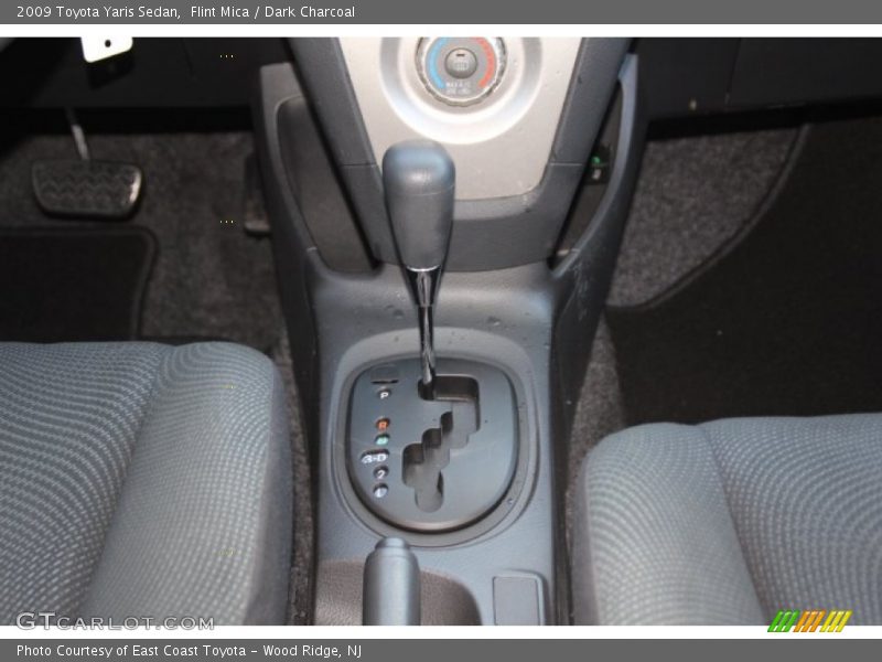 Flint Mica / Dark Charcoal 2009 Toyota Yaris Sedan