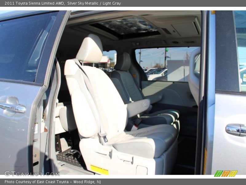 Silver Sky Metallic / Light Gray 2011 Toyota Sienna Limited AWD