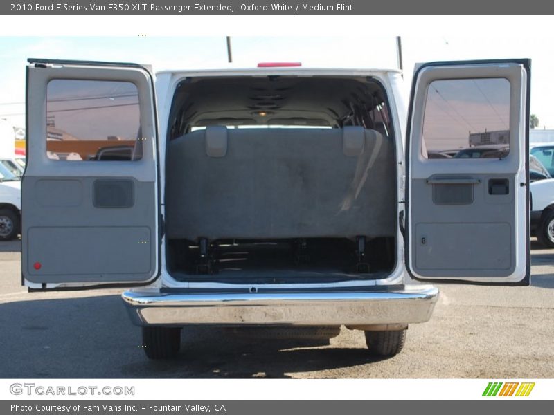 Oxford White / Medium Flint 2010 Ford E Series Van E350 XLT Passenger Extended