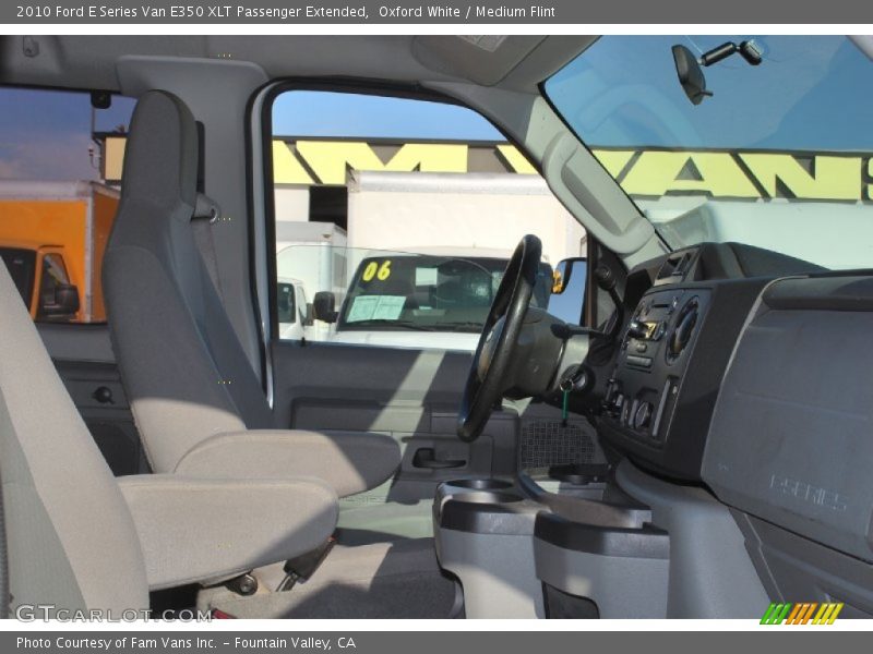 Oxford White / Medium Flint 2010 Ford E Series Van E350 XLT Passenger Extended
