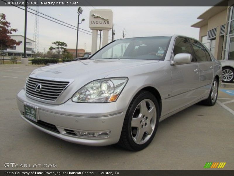 Front 3/4 View of 2004 LS 430