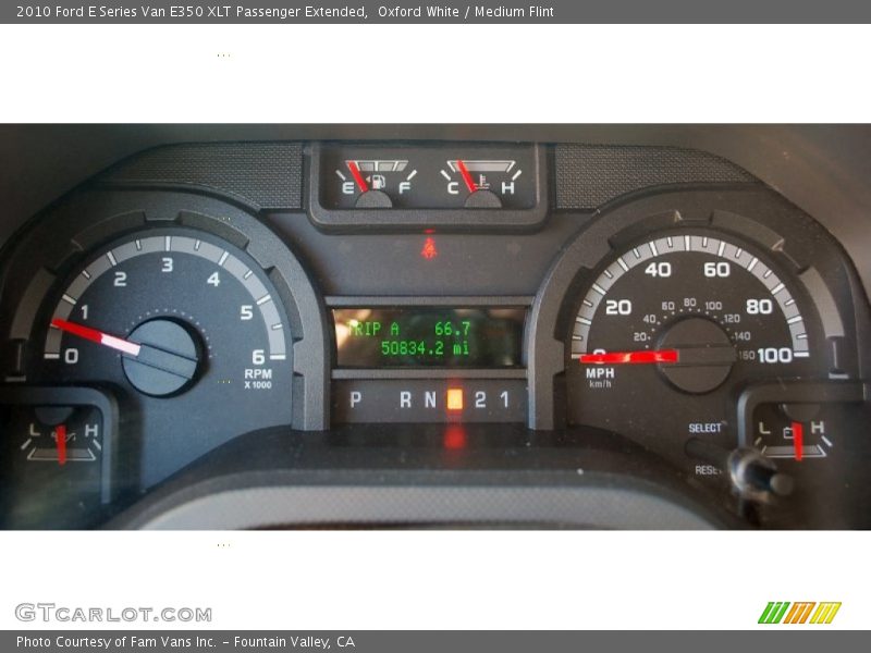 Oxford White / Medium Flint 2010 Ford E Series Van E350 XLT Passenger Extended
