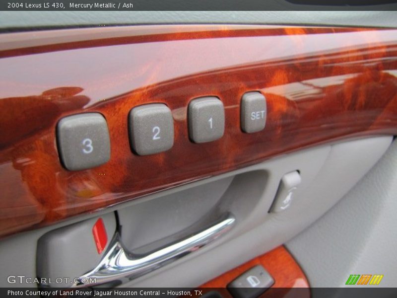 Controls of 2004 LS 430