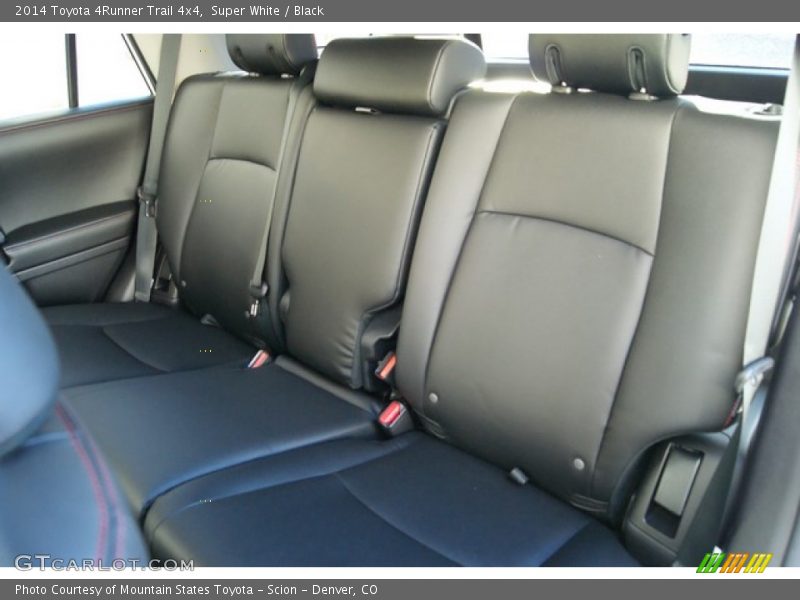 Super White / Black 2014 Toyota 4Runner Trail 4x4