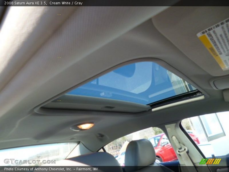 Cream White / Gray 2008 Saturn Aura XE 3.5
