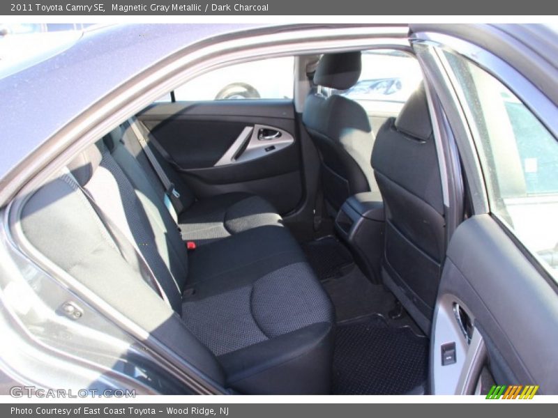Magnetic Gray Metallic / Dark Charcoal 2011 Toyota Camry SE