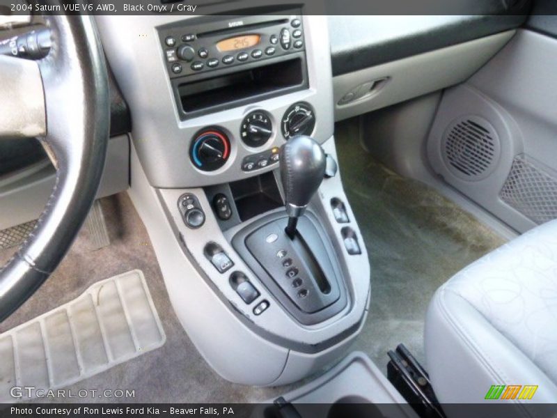 Black Onyx / Gray 2004 Saturn VUE V6 AWD