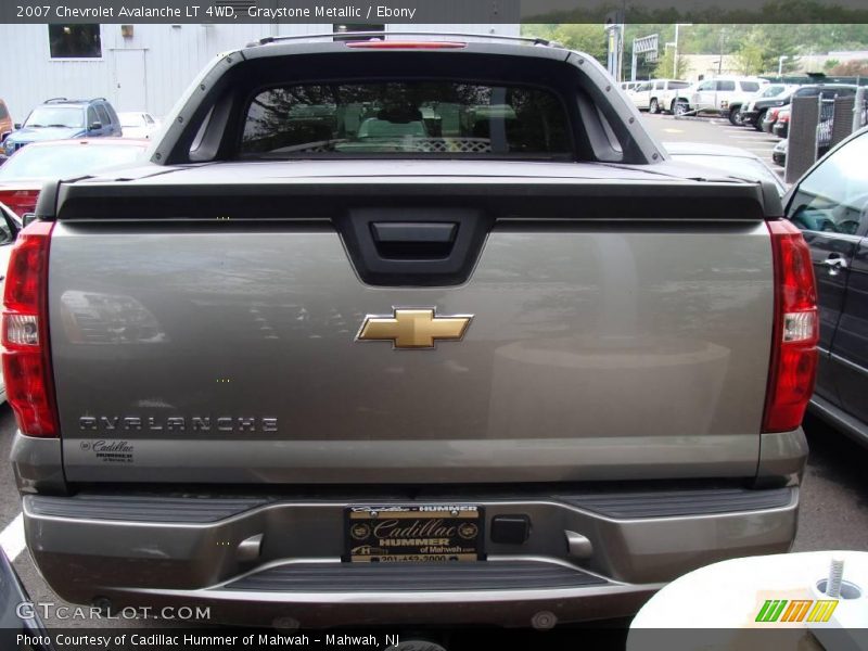 Graystone Metallic / Ebony 2007 Chevrolet Avalanche LT 4WD