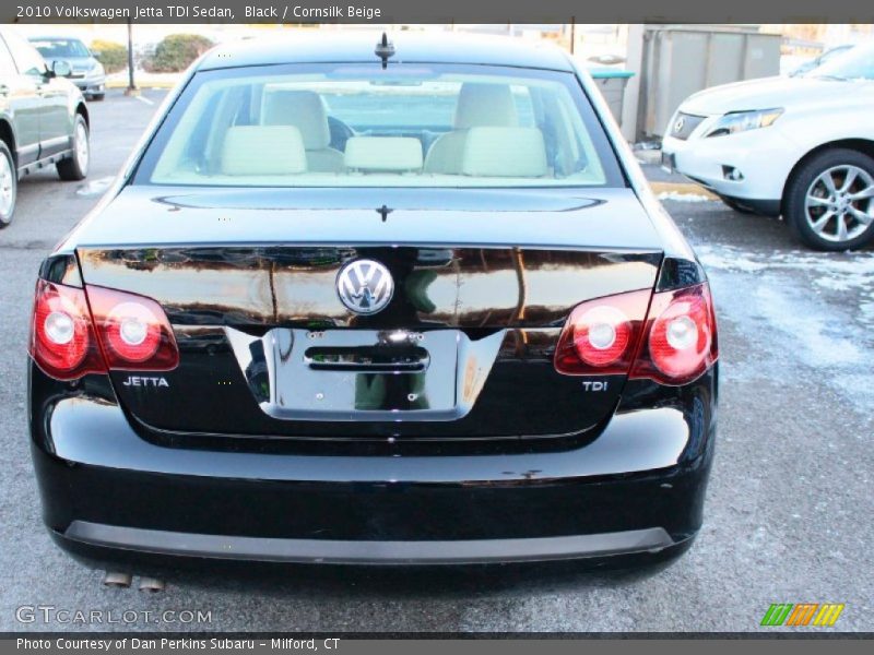 Black / Cornsilk Beige 2010 Volkswagen Jetta TDI Sedan