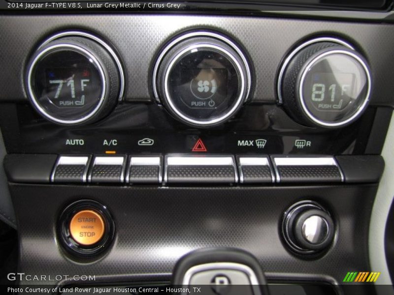 Controls of 2014 F-TYPE V8 S