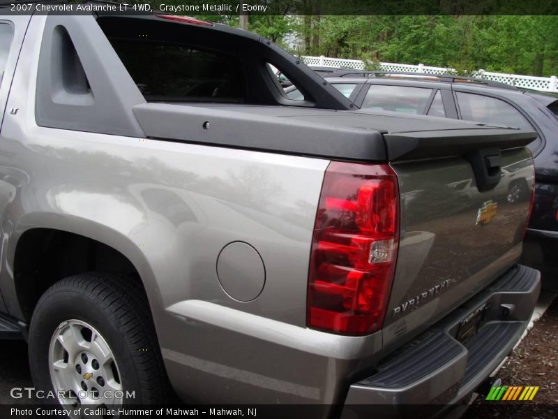 Graystone Metallic / Ebony 2007 Chevrolet Avalanche LT 4WD