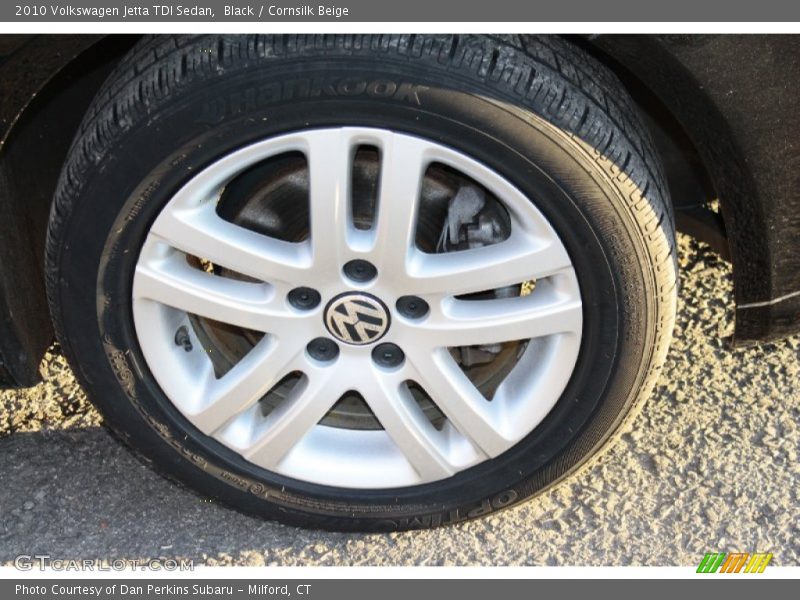 Black / Cornsilk Beige 2010 Volkswagen Jetta TDI Sedan