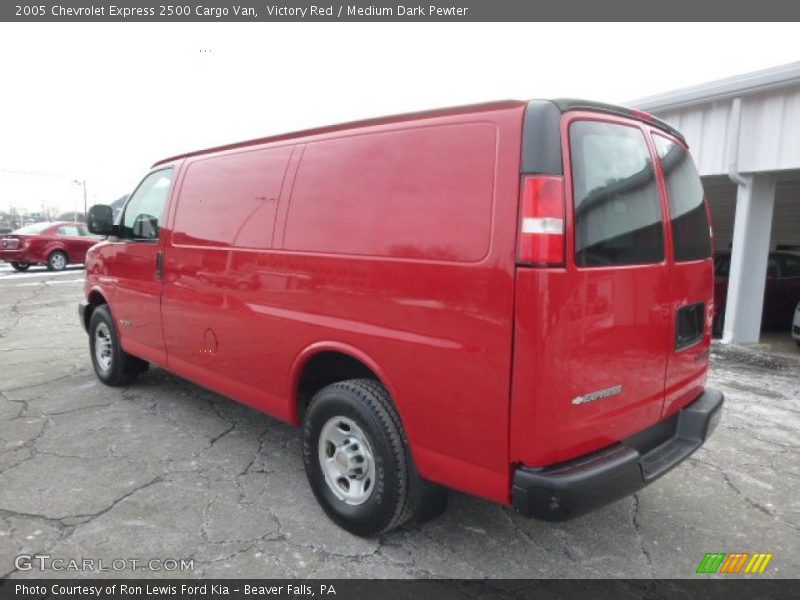 Victory Red / Medium Dark Pewter 2005 Chevrolet Express 2500 Cargo Van