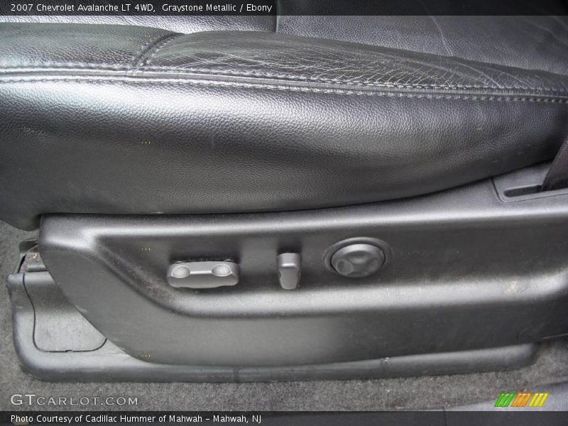 Graystone Metallic / Ebony 2007 Chevrolet Avalanche LT 4WD